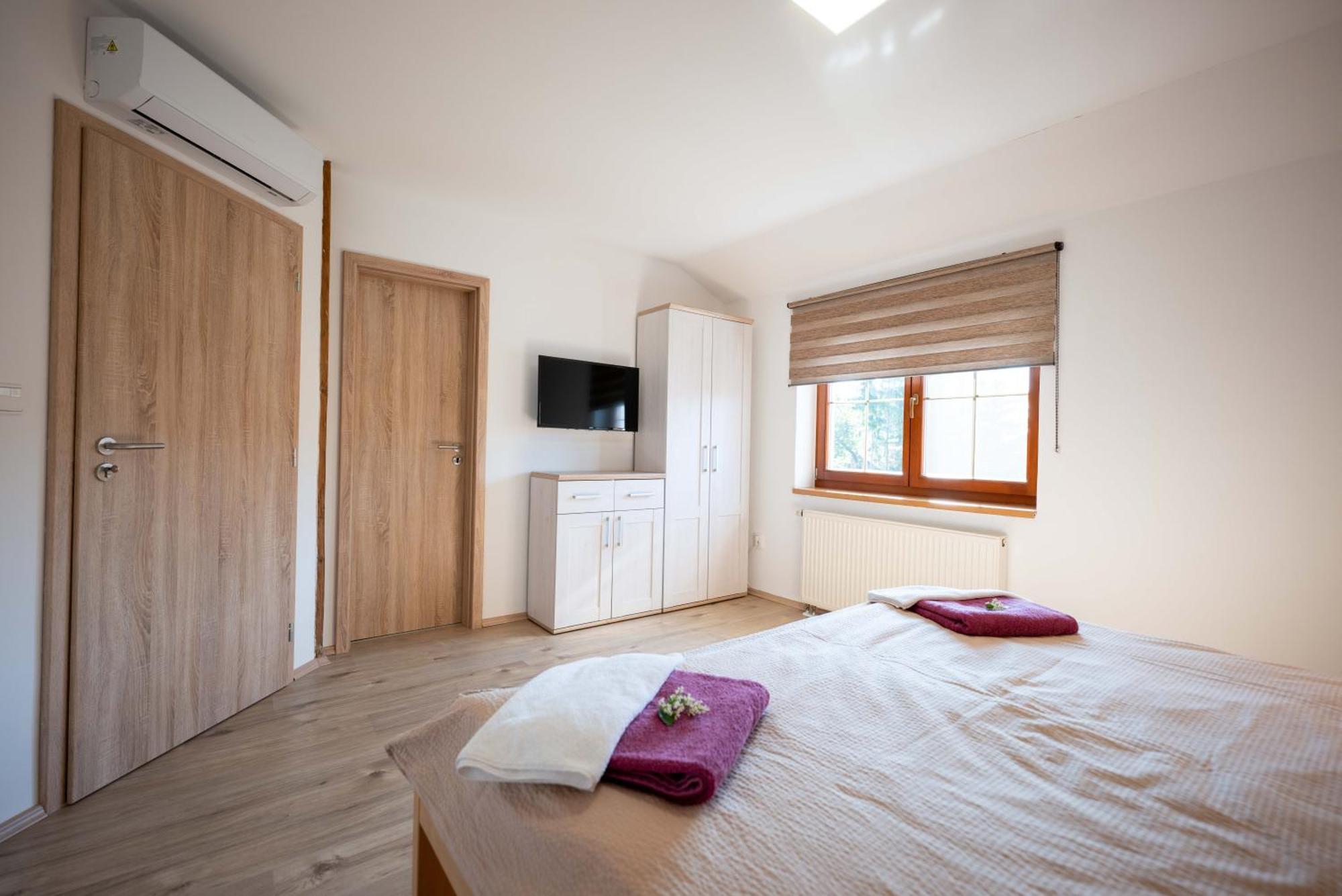 Papi Apartman Вальтице Экстерьер фото